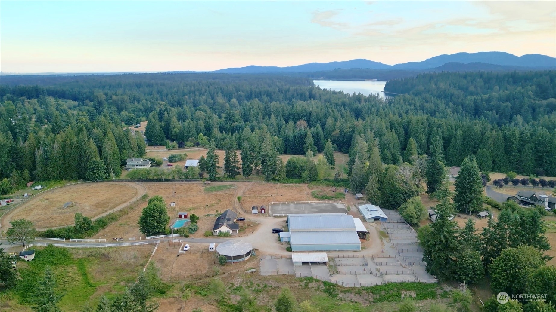 Property Photo: 22828 156th Avenue SE WA 98042