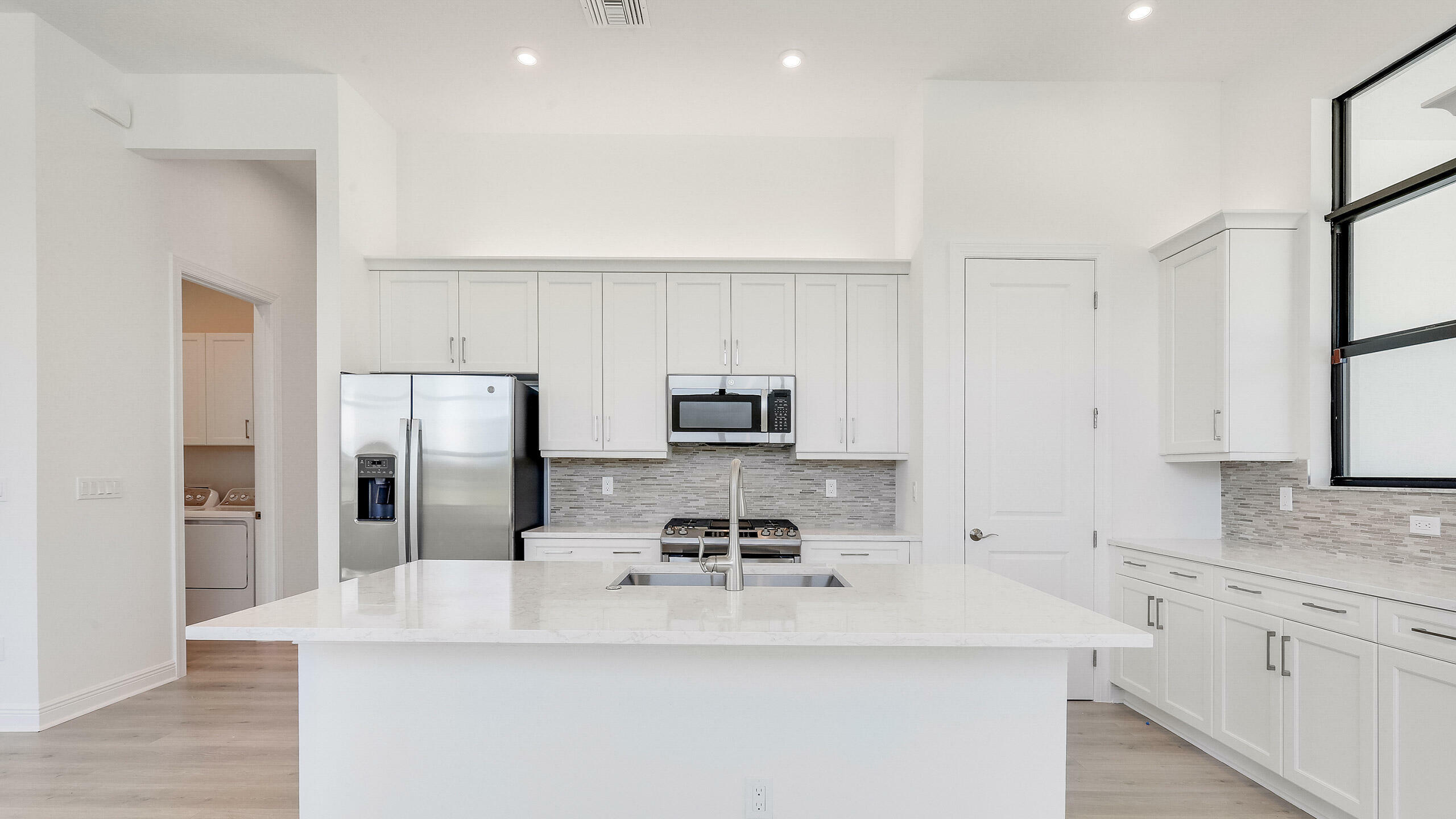 Property Photo: 2865 SE Ashfield Drive FL 34986
