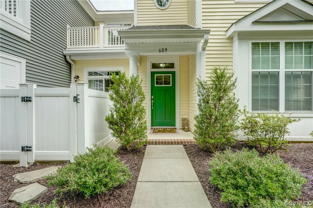Property Photo: 609 Promenade Lane 609 VA 23185