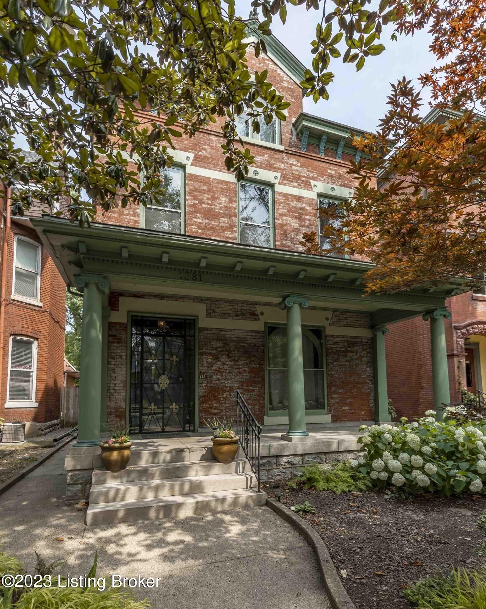 Property Photo:  1381 S 2nd St  KY 40208 