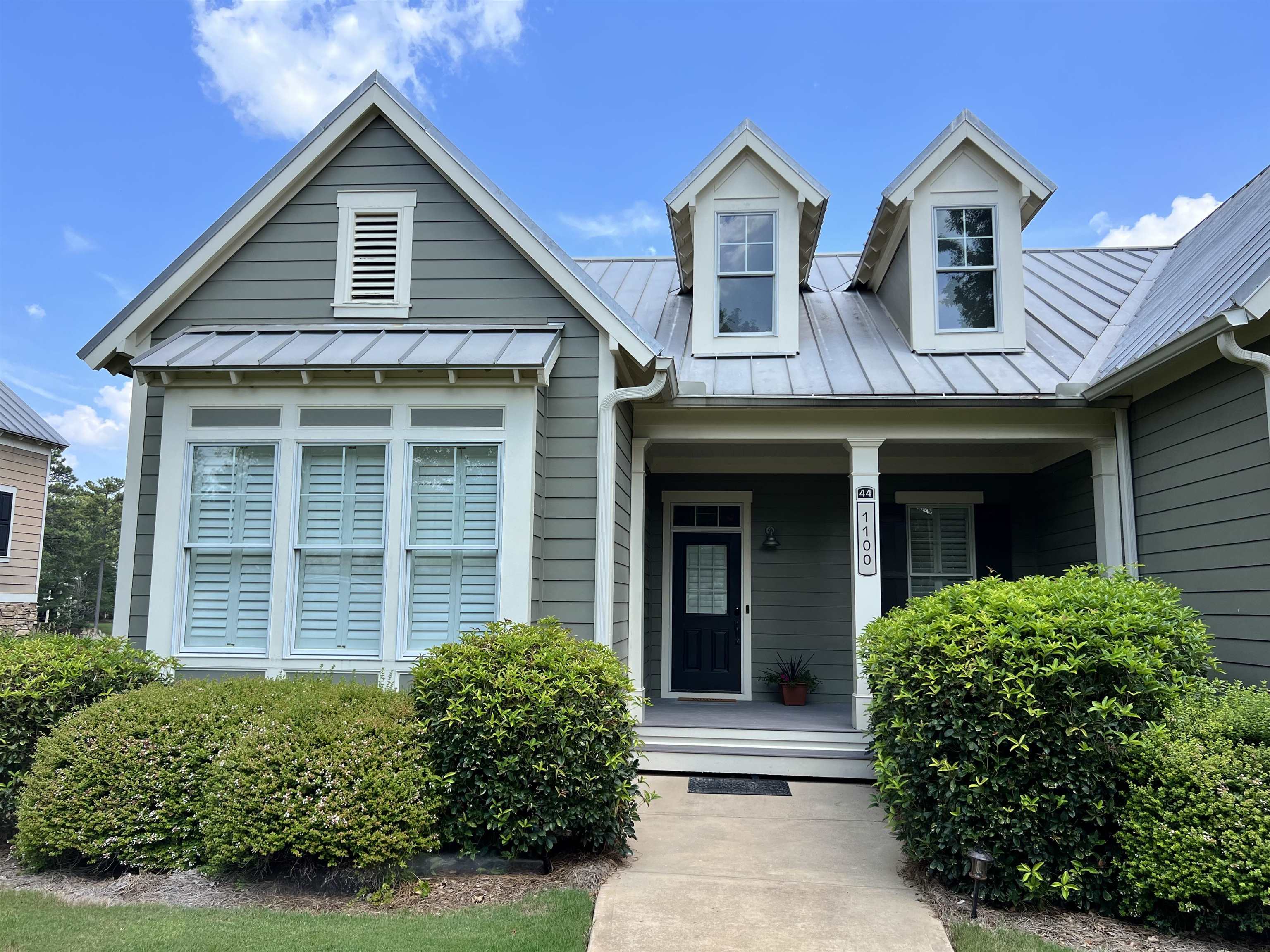 Property Photo: 1100 Landing Drive GA 30642
