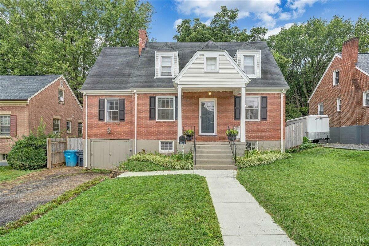 Property Photo: 3432 NW Forest Hill Avenue VA 24012