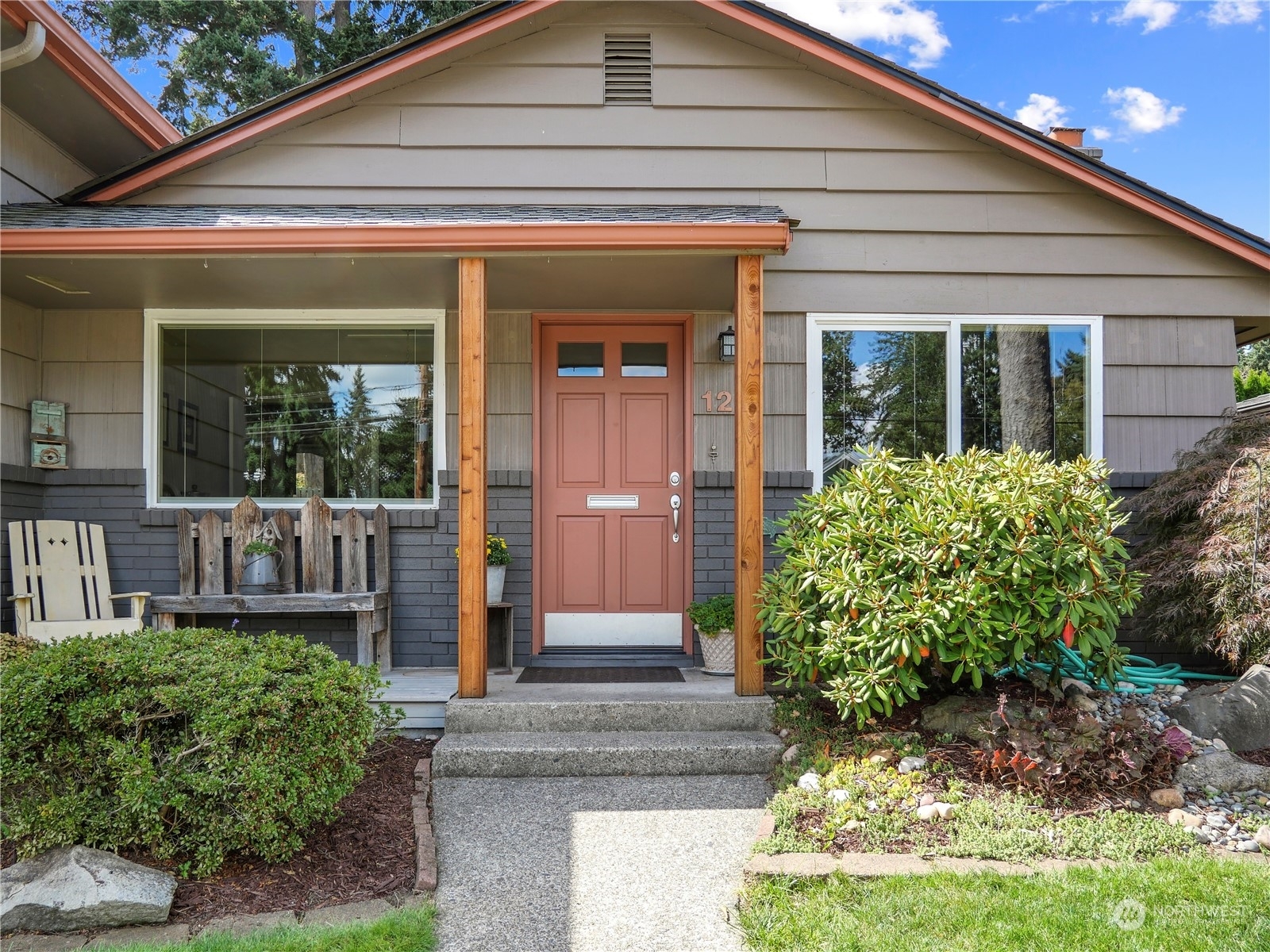 Property Photo:  122 Golden Gate Avenue  WA 98466 