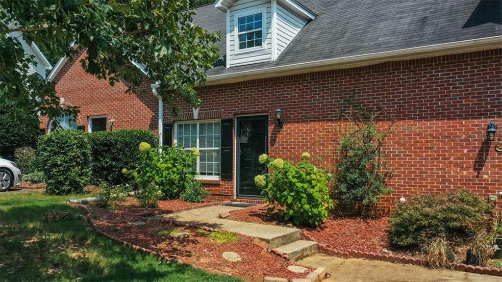 Property Photo: 4250 Cypress Court GA 30040