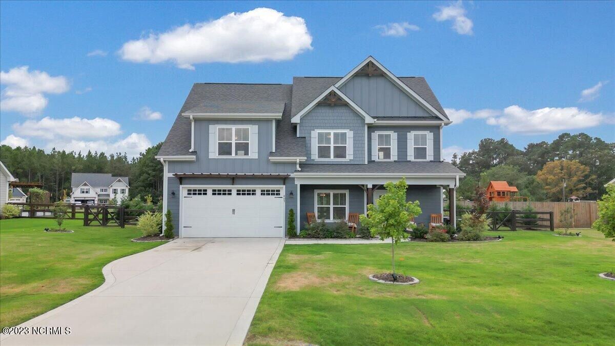 Property Photo:  805 Warwick Lane  NC 28327 