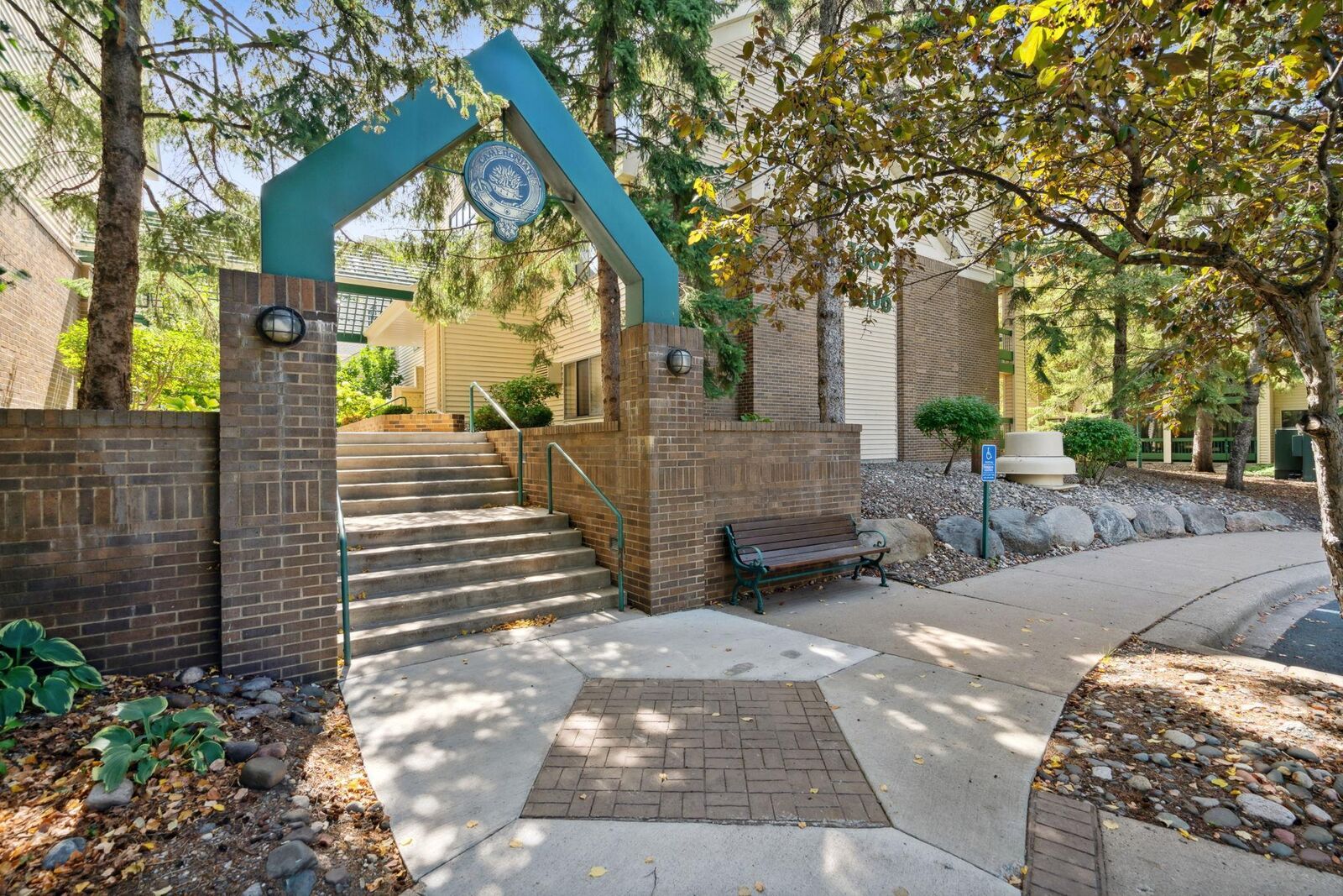 Property Photo: 7606 York Avenue S 7301 MN 55435