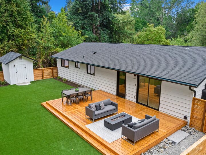 Property Photo: 10832 NE 134th Street WA 98034