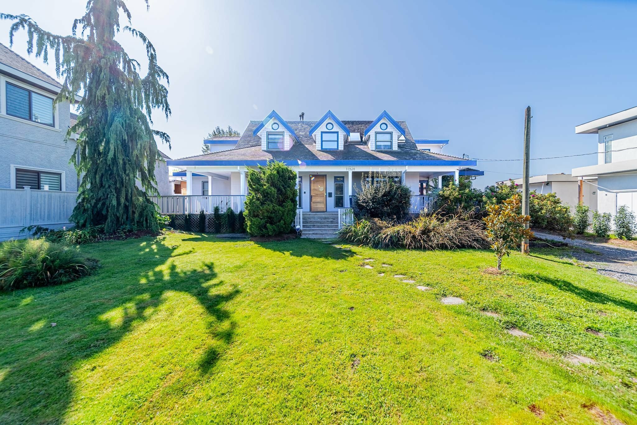 Property Photo: 11520 Blundell Road BC V6Y1L3