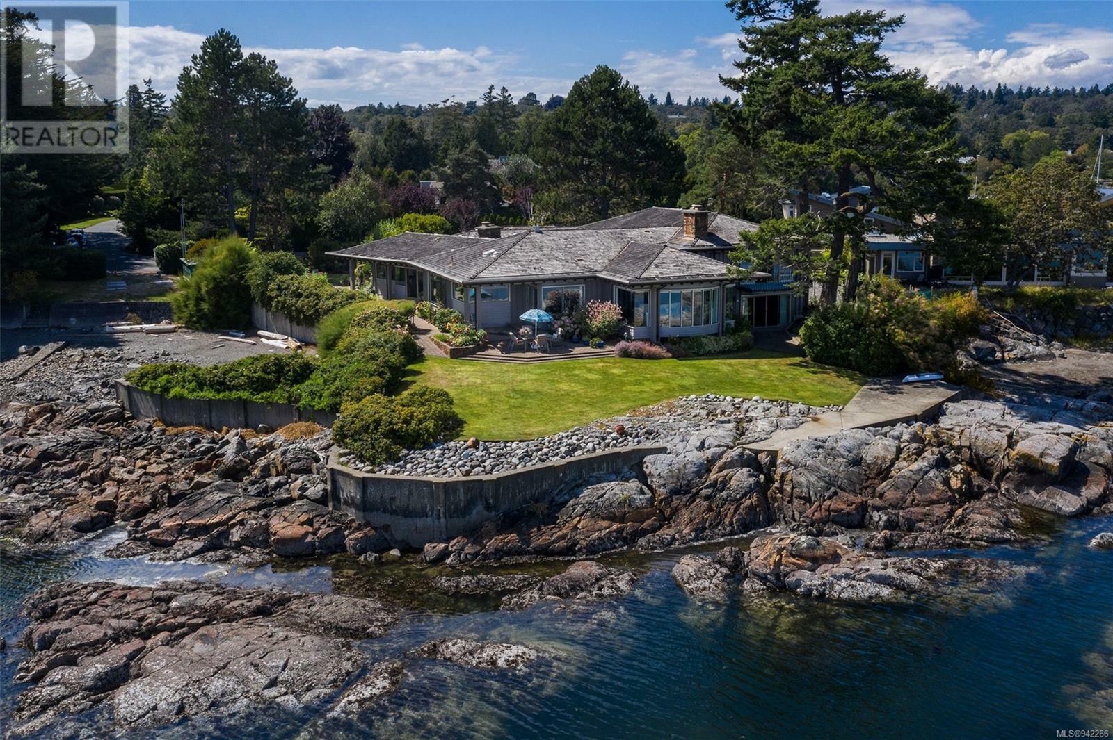 Property Photo:  3190 Humber Road  BC V8R3T1 