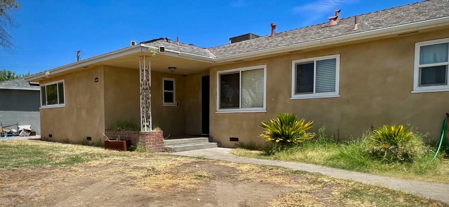 Property Photo:  3020 N 2nd Street  CA 93703 