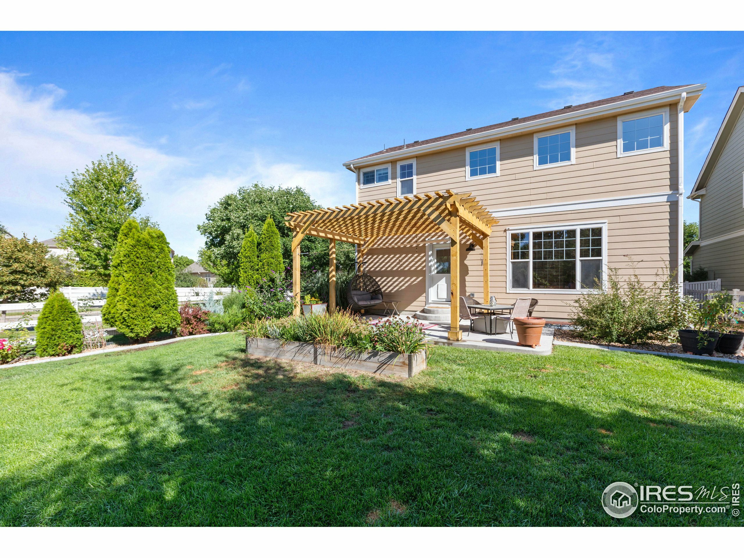 Property Photo: 4315 Ravenna Pl CO 80503