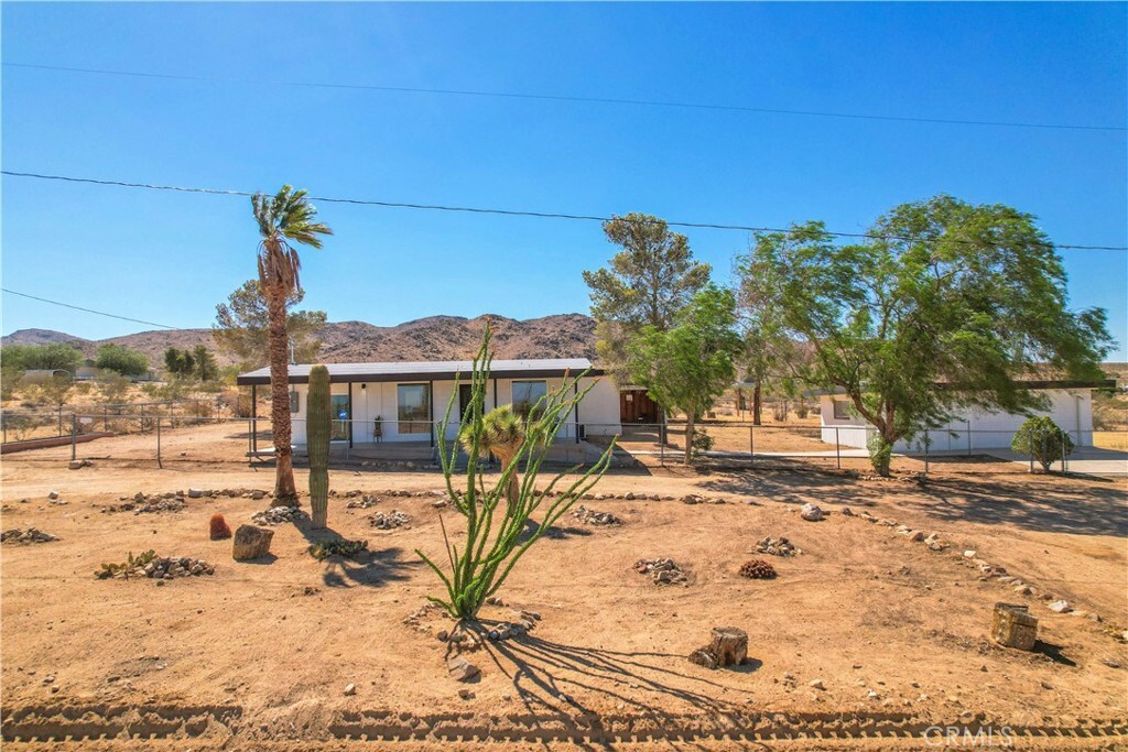 Property Photo:  55674 Jesse Road  CA 92285 