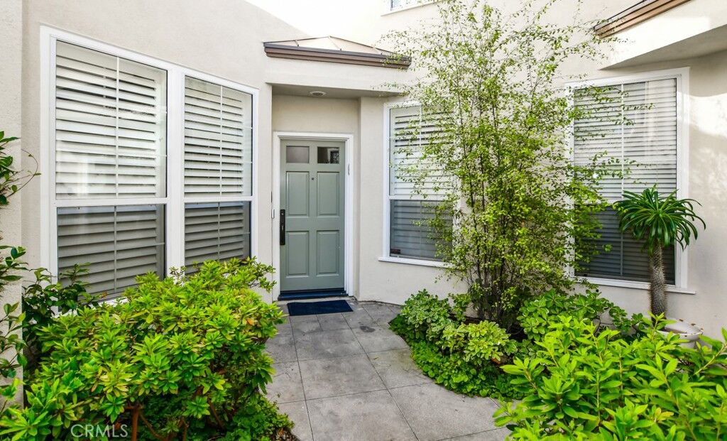 Property Photo:  44 Anjou  CA 92657 