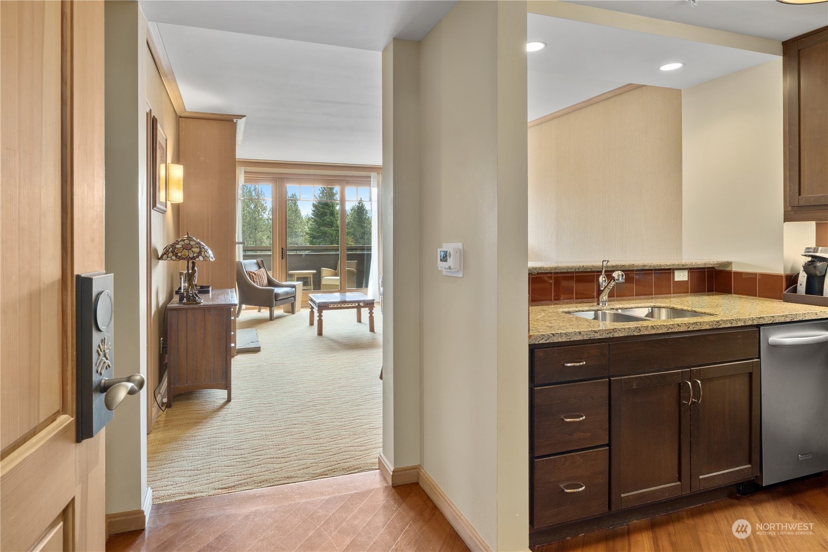 Property Photo: 3600 Suncadia Trail 3054 WA 98922