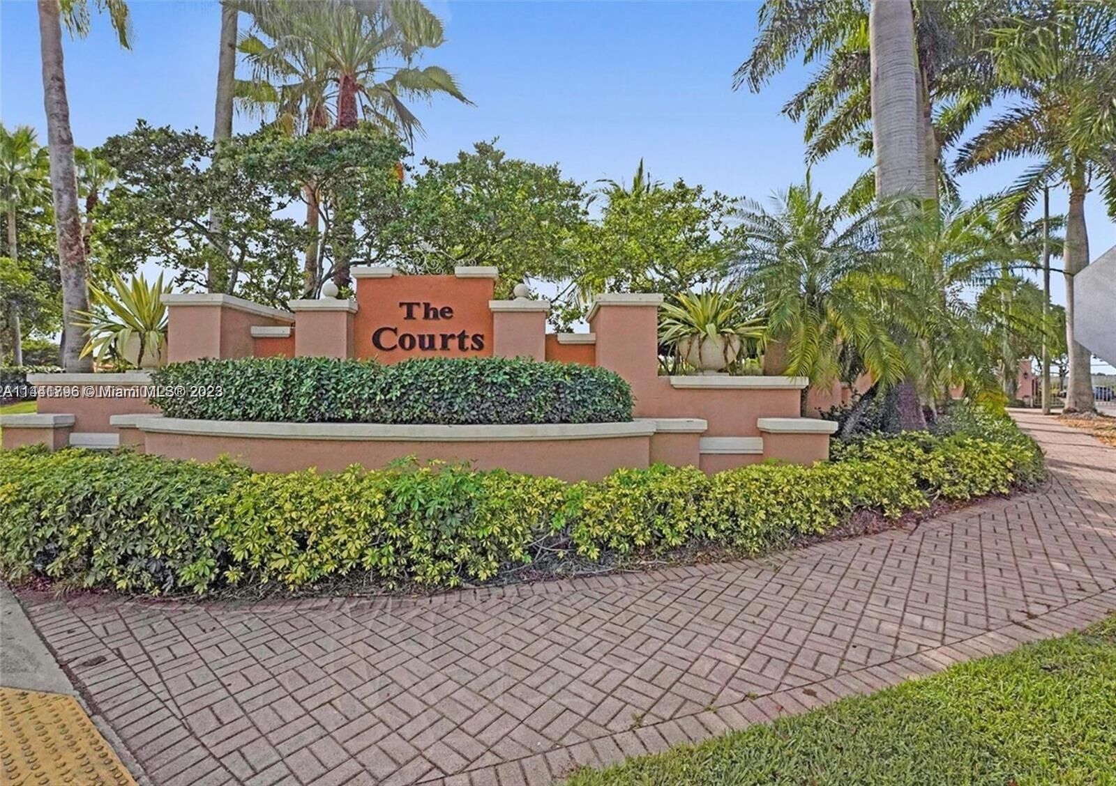 Property Photo:  6630 NW 114th Ave 1504  FL 33178 