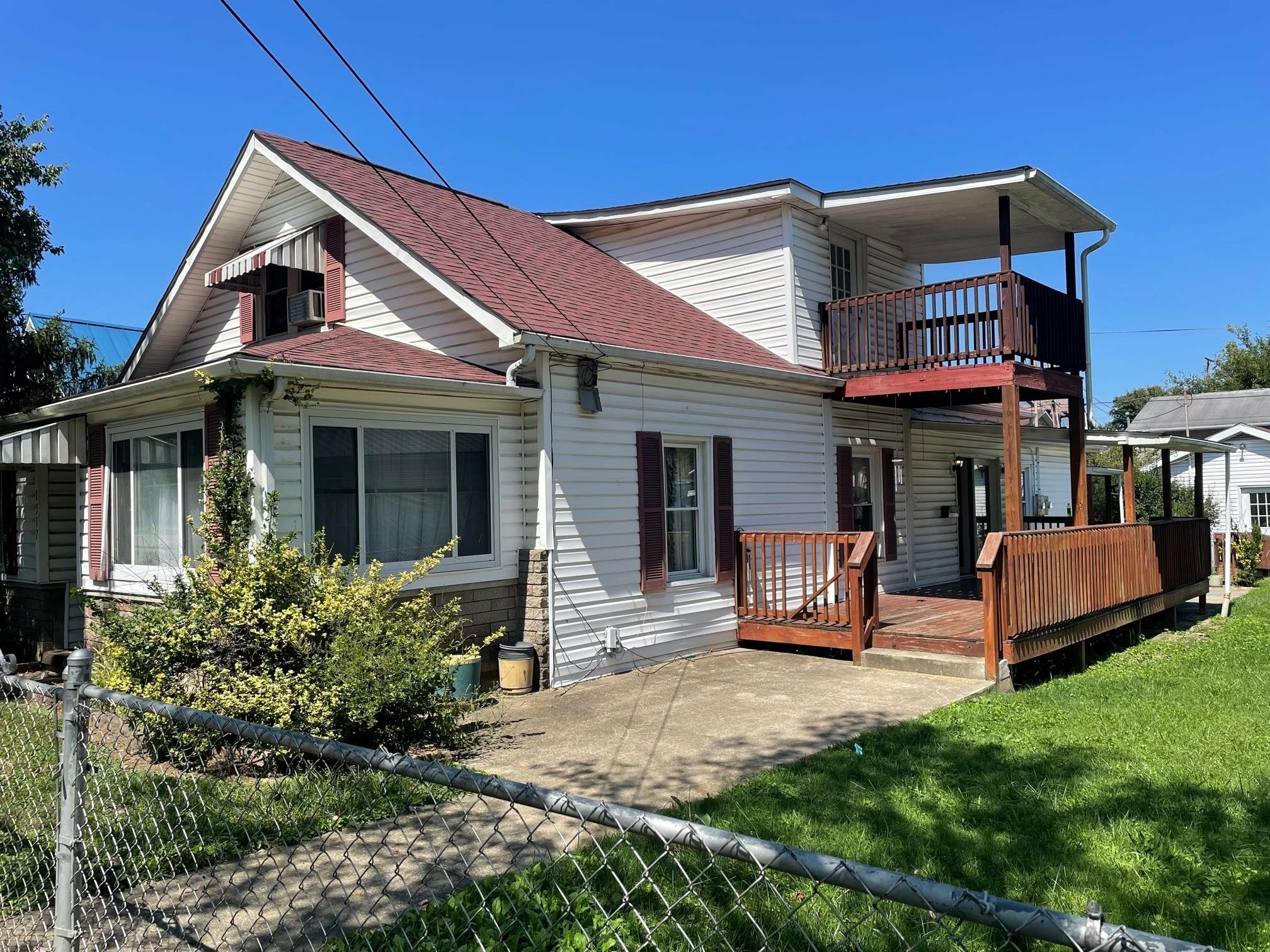 Property Photo:  1517 Maple Street  WV 25530 