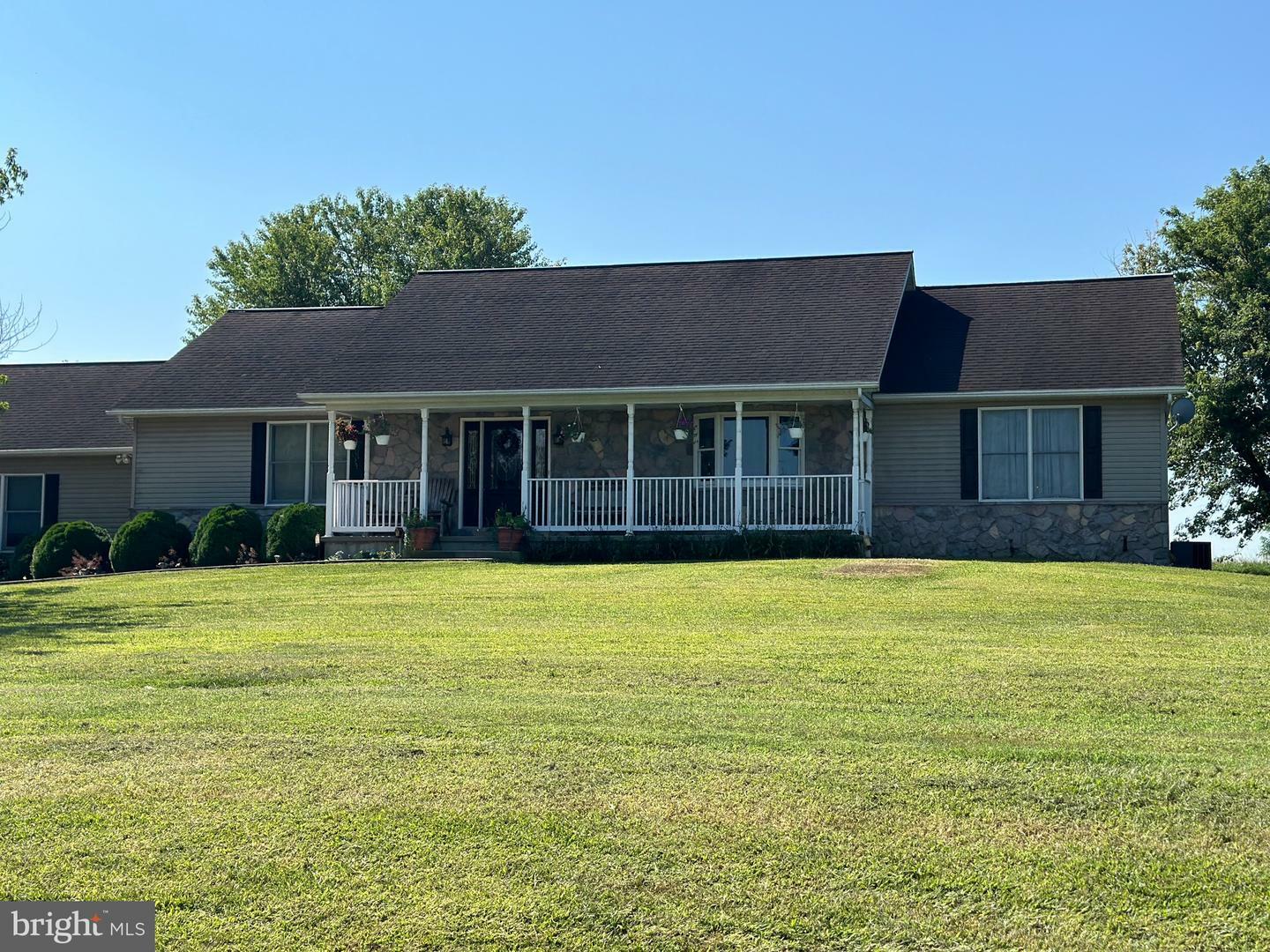 Property Photo: 261 Friends Road PA 19362