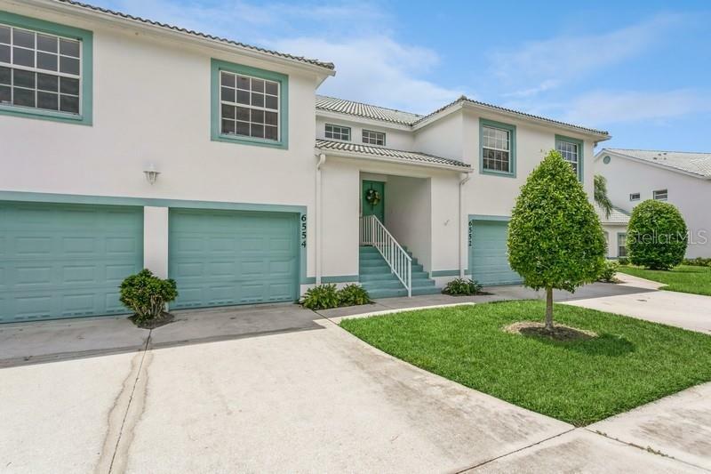 Property Photo:  6554 Fairway Gardens Drive 6554  FL 34203 