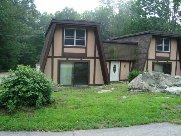 Property Photo: 1267 Smyth Road NH 03106