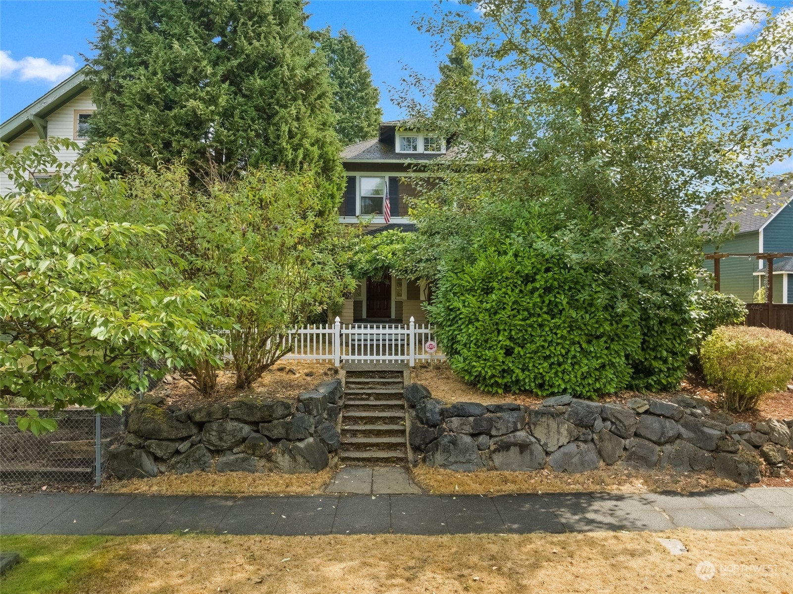 Property Photo:  941 S Ainsworth Avenue  WA 98405 