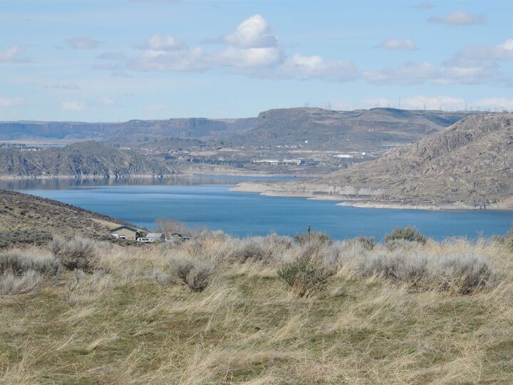 46545 Meadowlark Ln. N.  Grand Coulee WA 99133 photo