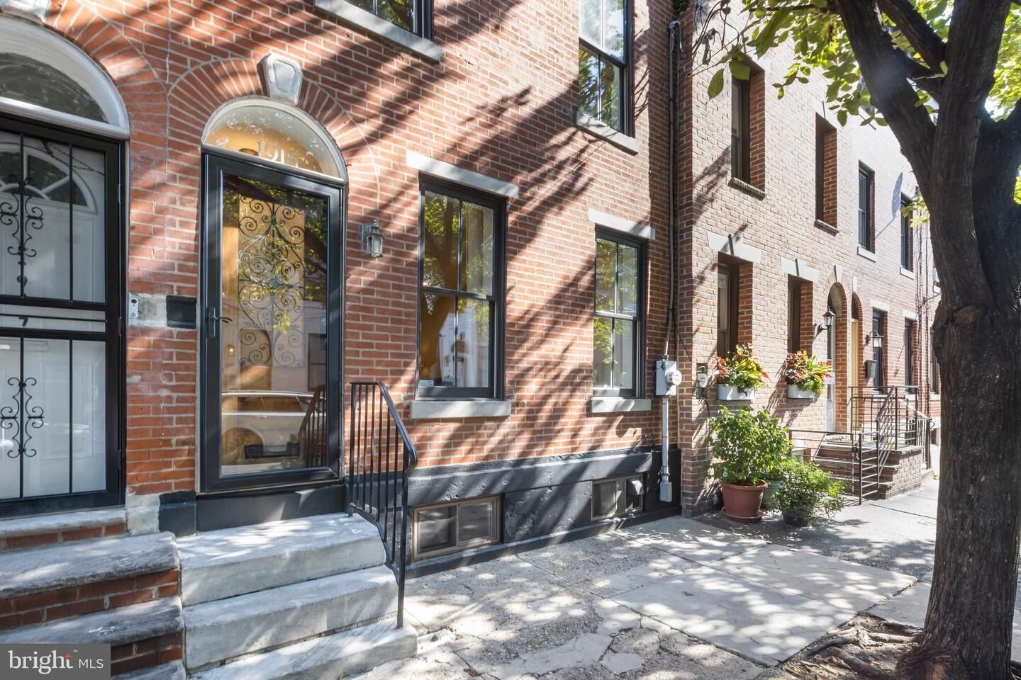 Property Photo: 1915 Carpenter Street PA 19146