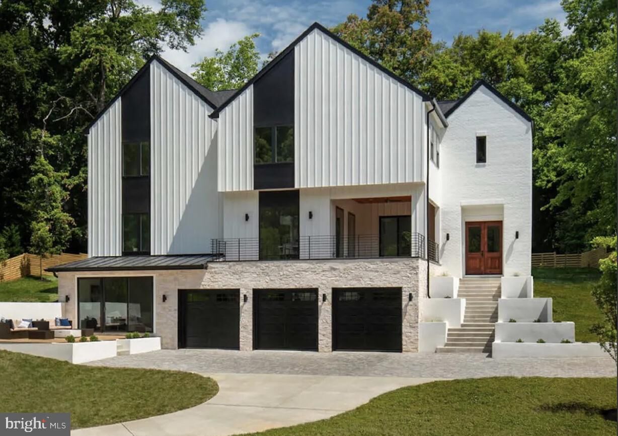 Property Photo:  5914 Woodley Road  VA 22101 