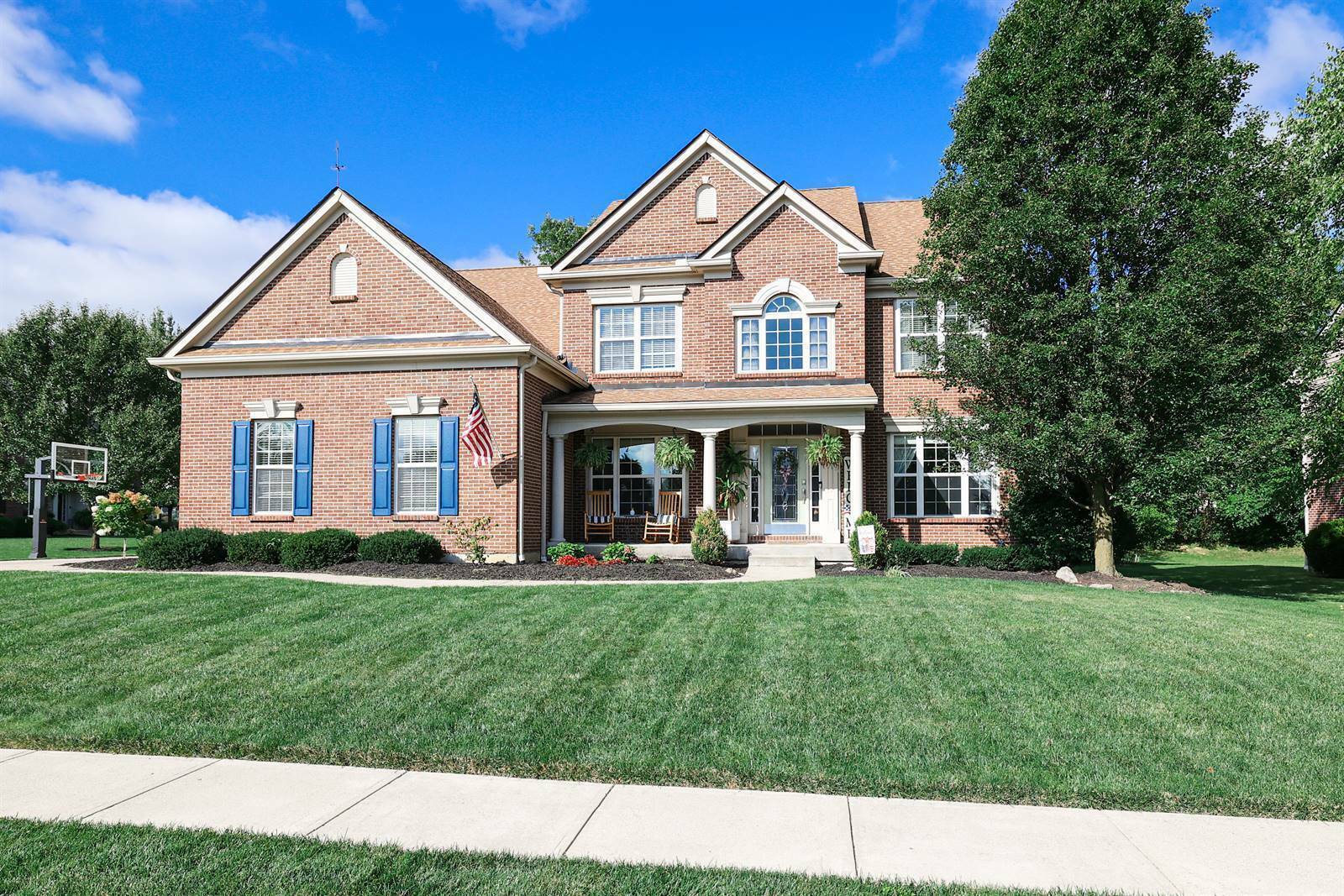 Property Photo: 381 Old Willow Court OH 45065