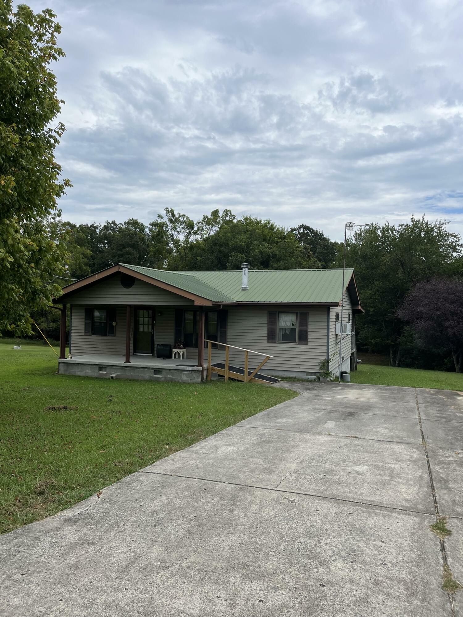 Property Photo:  3946 County Road 155  AL 35979 