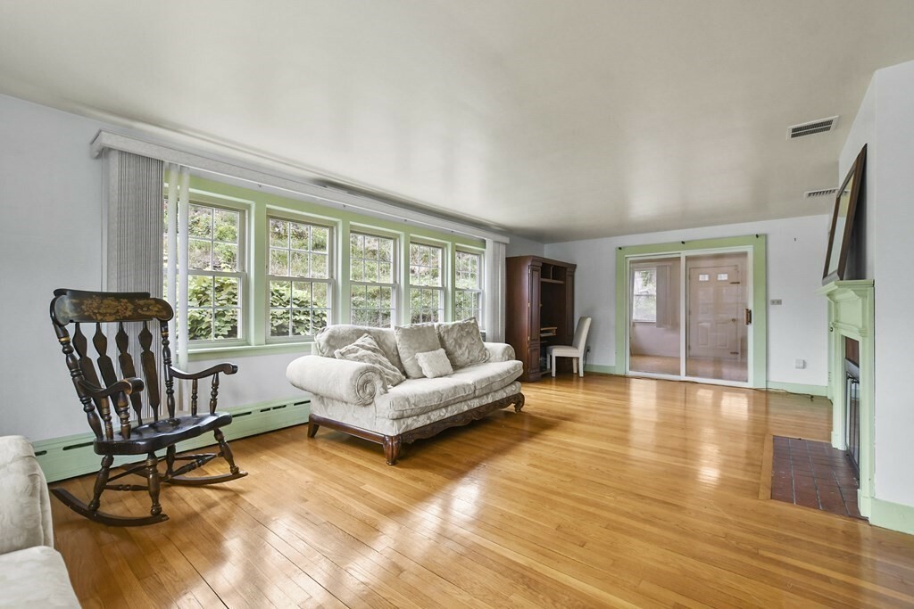 Property Photo: 476 Waverley Oaks Road MA 02452