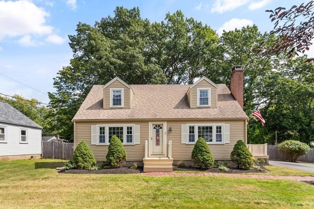 Property Photo:  71 Eunice Cir  MA 01880 