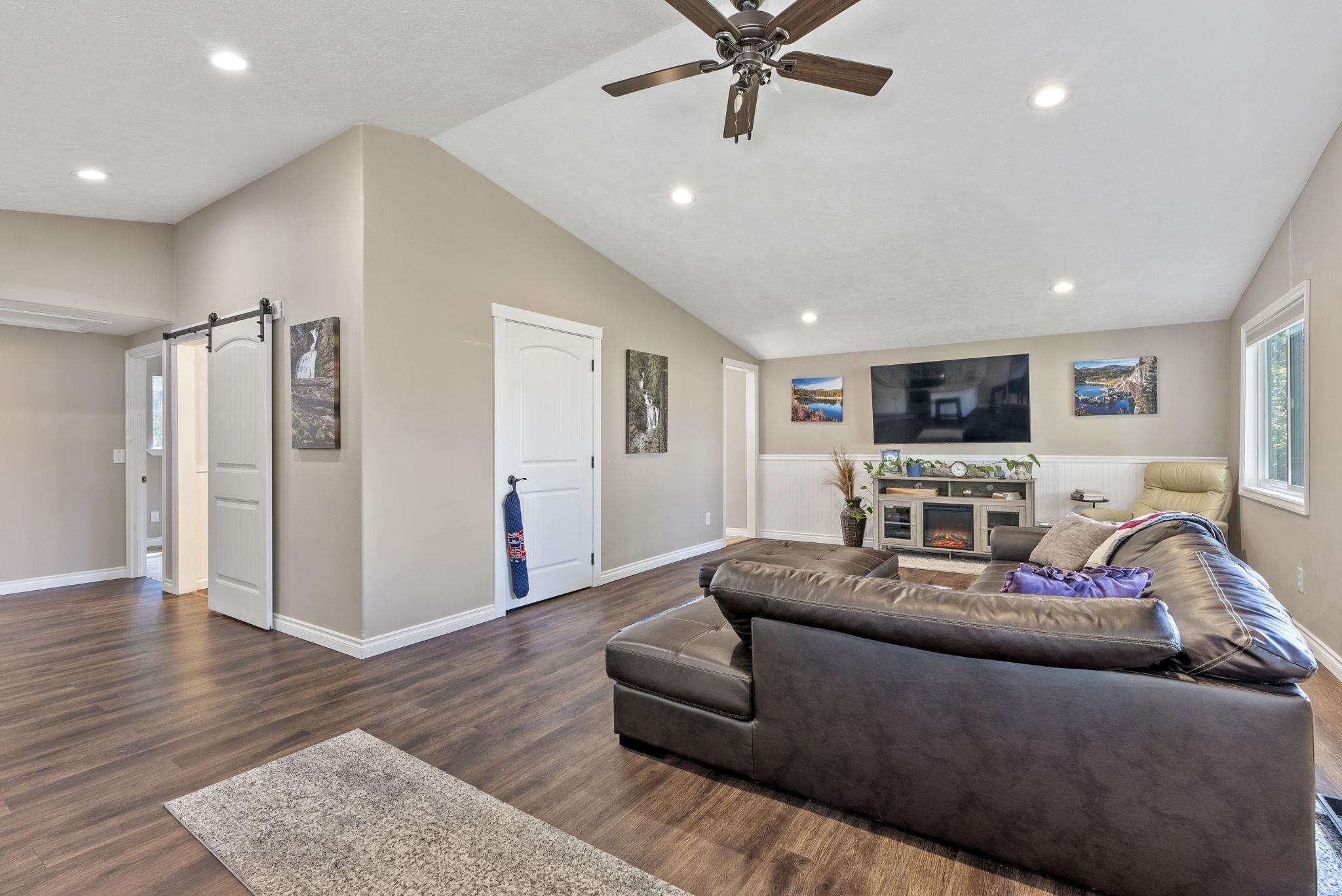 482 Sacheen Terrace Dr  Newport WA 99156 photo