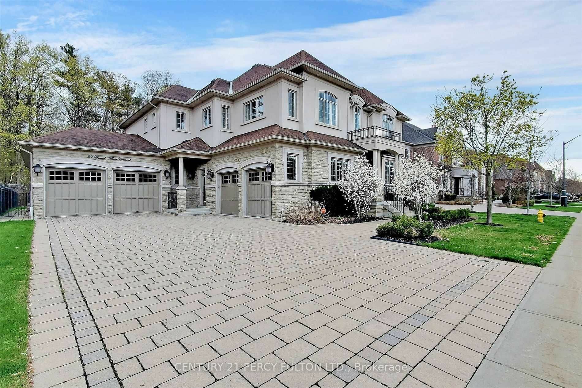 Property Photo: 47 Grand Vellore Cres ON L4H0N8
