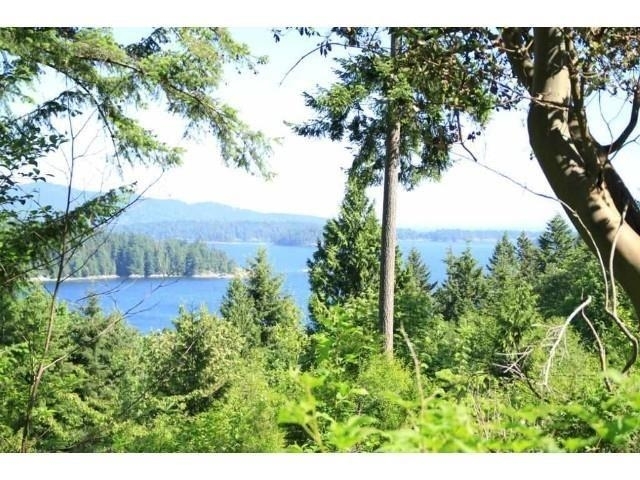 Property Photo:  618 Gower Point &Amp Block 1 Shaw  BC V0N1V8 