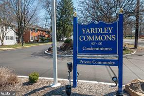 Property Photo:  1011 Yardley Commons  PA 19067 