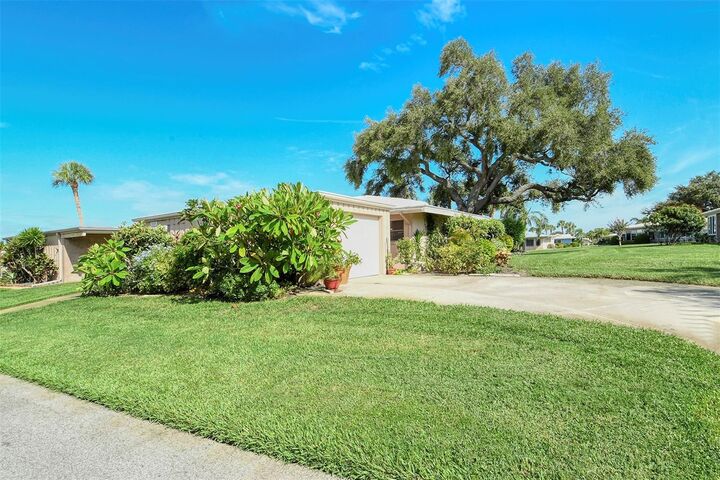 Property Photo:  3289 Fairhaven Lane 112  FL 34239 