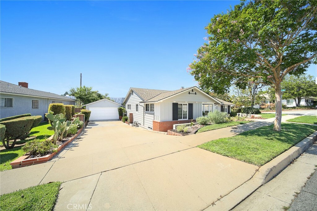 Property Photo:  2301 Westmont Drive  CA 91803 