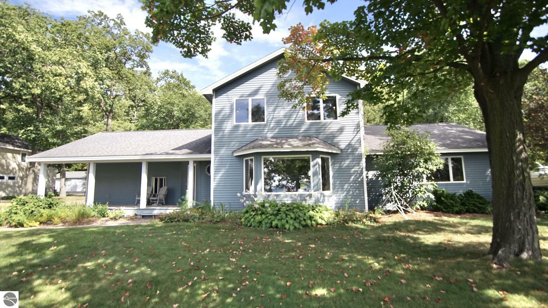 8696 Peninsula Drive  Traverse City MI 49686 photo