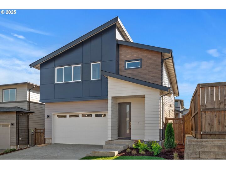 Property Photo:  16504 SE Snow Blanket Ter  OR 97086 