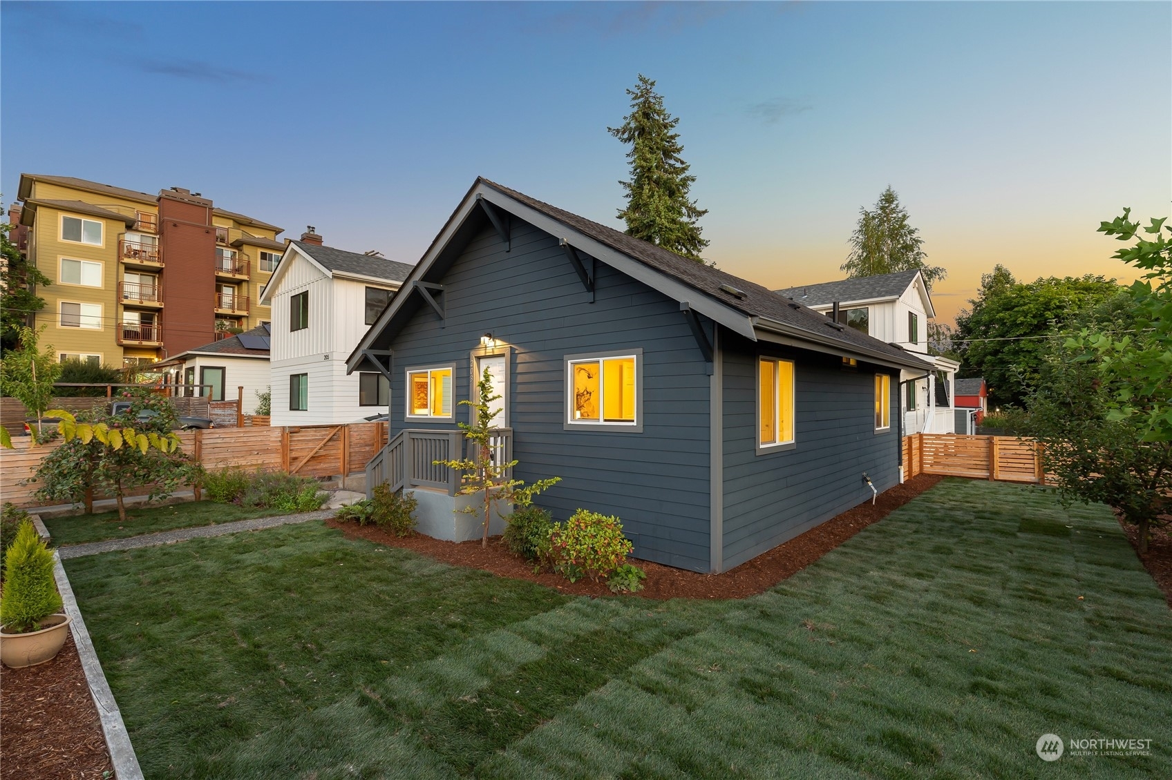 Property Photo:  203 N 90th Street  WA 98103 