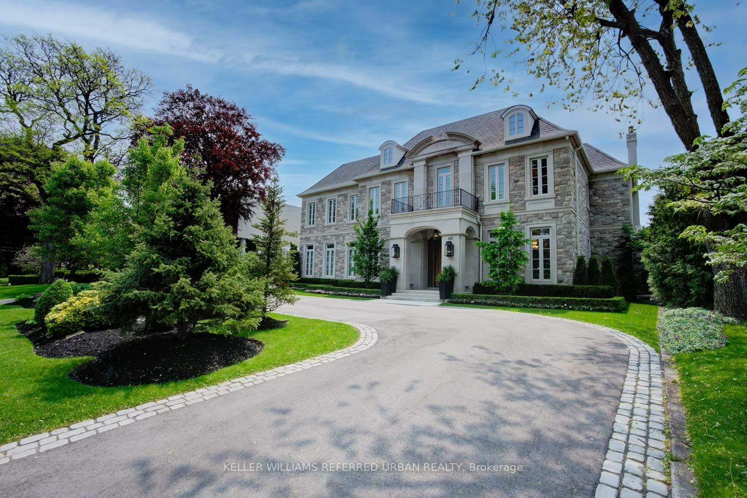 Property Photo: 177 Teddington Park Ave ON M4N2C7