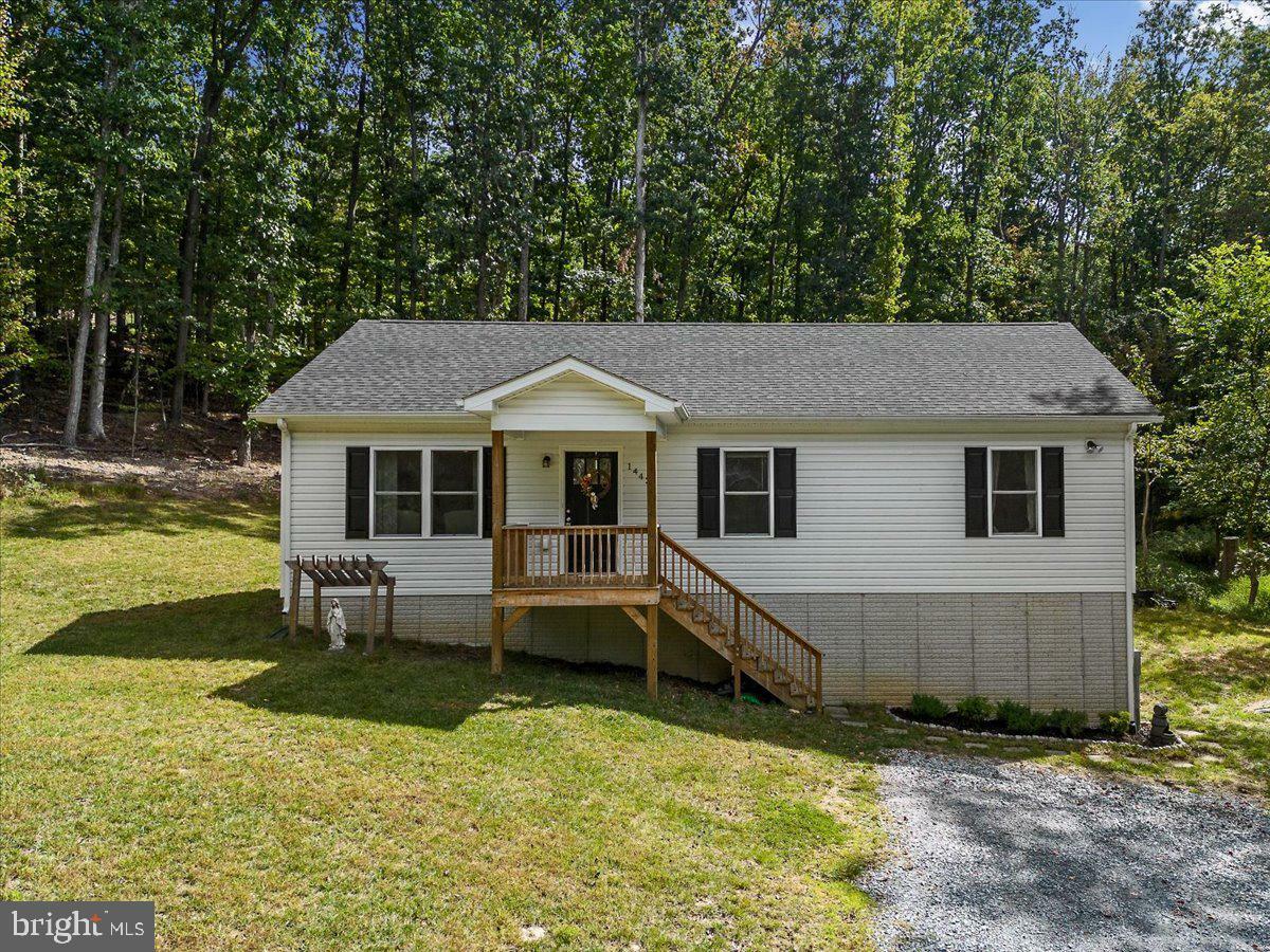 Property Photo:  1442 Johnnycake Lane  WV 25425 