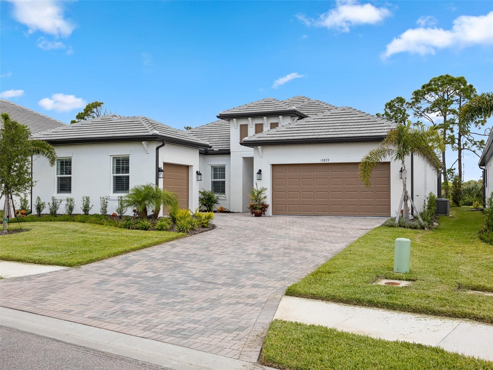 Property Photo:  19879 Bridgetown Loop  FL 34293 