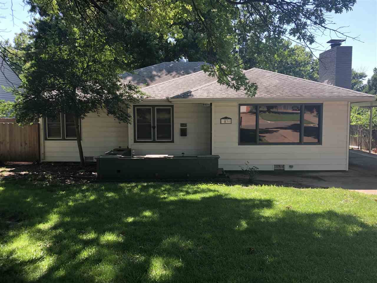 Property Photo: 1030 N 3rd OK 74601