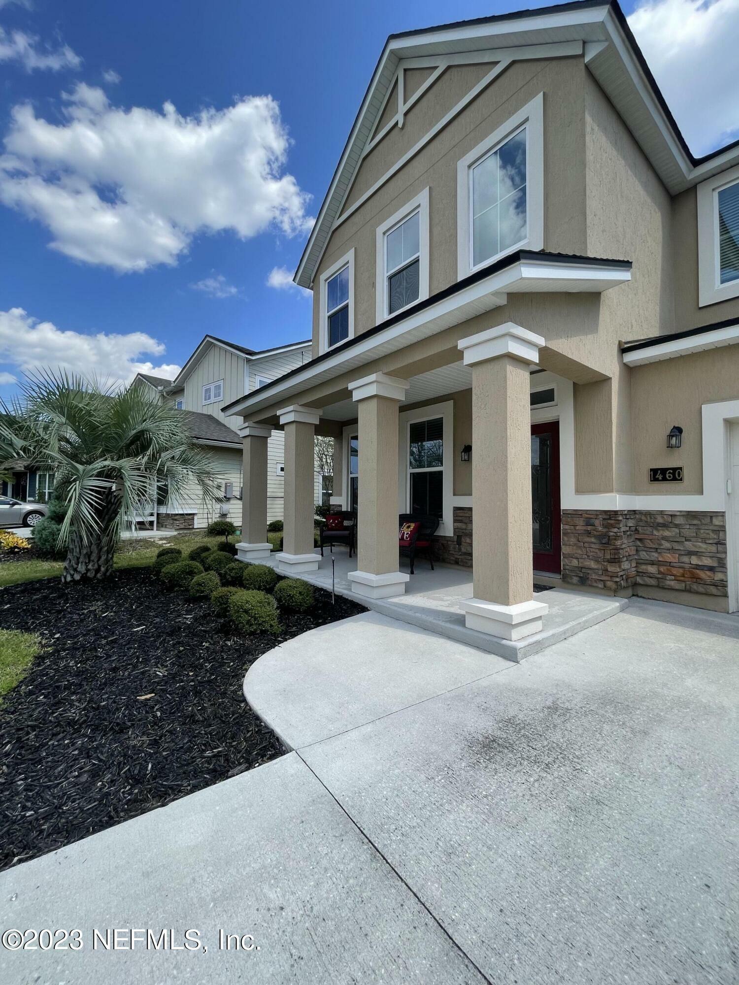 Property Photo: 1460 Autumn Pines Dr FL 32065