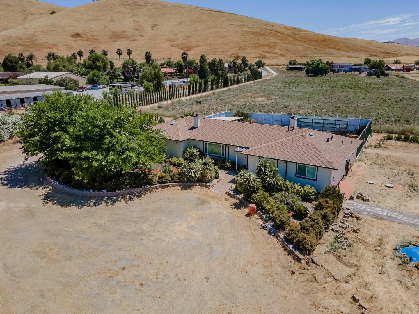 Property Photo:  1031 Foothill Road  CA 95023 