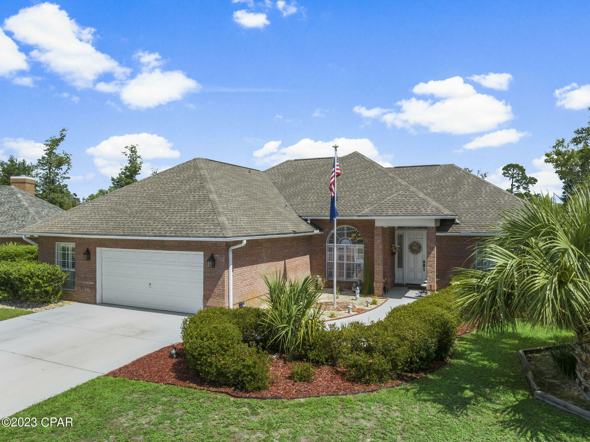 Property Photo: 407 Timber Lane FL 32405