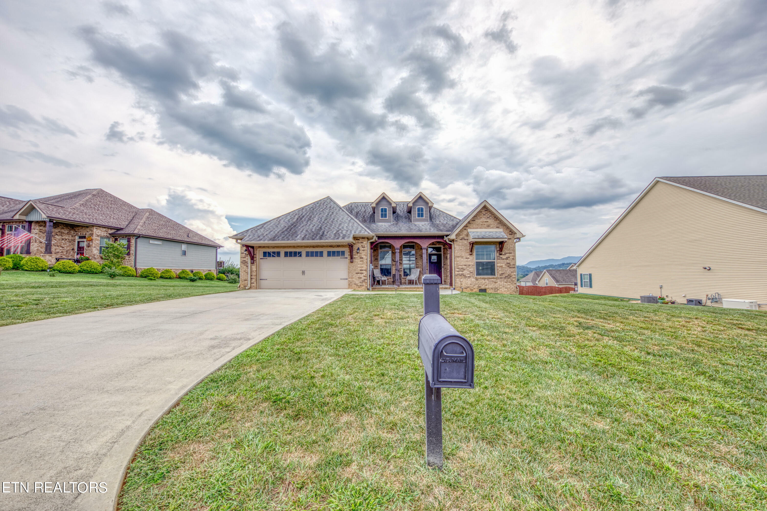 Property Photo: 2749 Vista Meadows Lane TN 37876