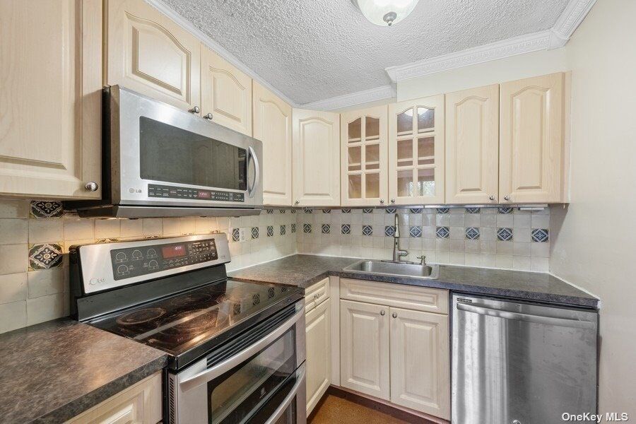 Property Photo: 9-05 162nd Street 4C NY 11357