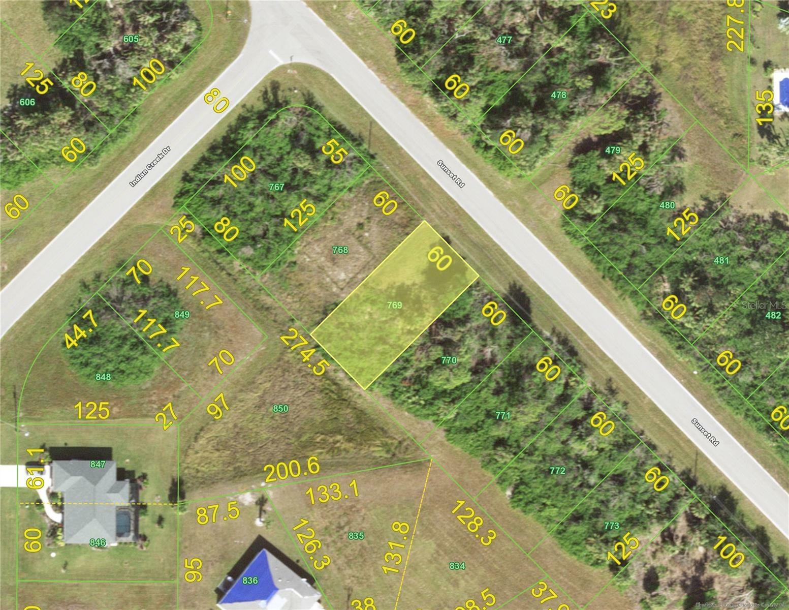 Property Photo: 322 Sunset Road FL 33947